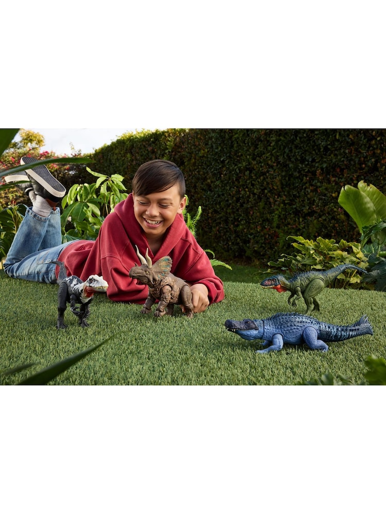 Mattel Games Jurassic World Saga Gigantic Thrashers Eotriceratops - Image 4 of 4 Mattel Games Jurassic World Saga Gigantic Thrashers Eotriceratops - Image 4 of 4