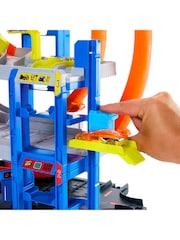 Mattel Games Hot Wheels City Mega Loop Garage - Image 3 of 7