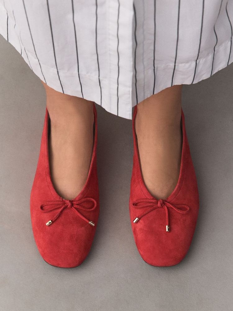 珊瑚粉色 - Forever Comfort® 麂皮高帮芭蕾平底鞋 - 8的图像2｝