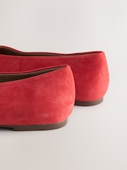 珊瑚粉色 - Forever Comfort® 麂皮高帮芭蕾平底鞋 - 8的图像8｝