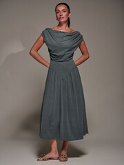 Jolie Moi Green Asymmetric Neckline Midaxi Dress - Image 4 of 6