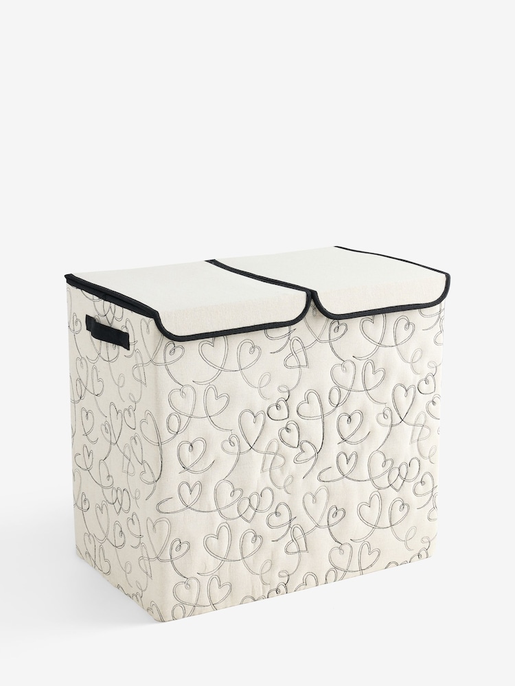 Embroidered Heart Sorter Laundry Basket - Image 4 de 4 Embroidered Heart Sorter Laundry Basket - Image 4 de 4