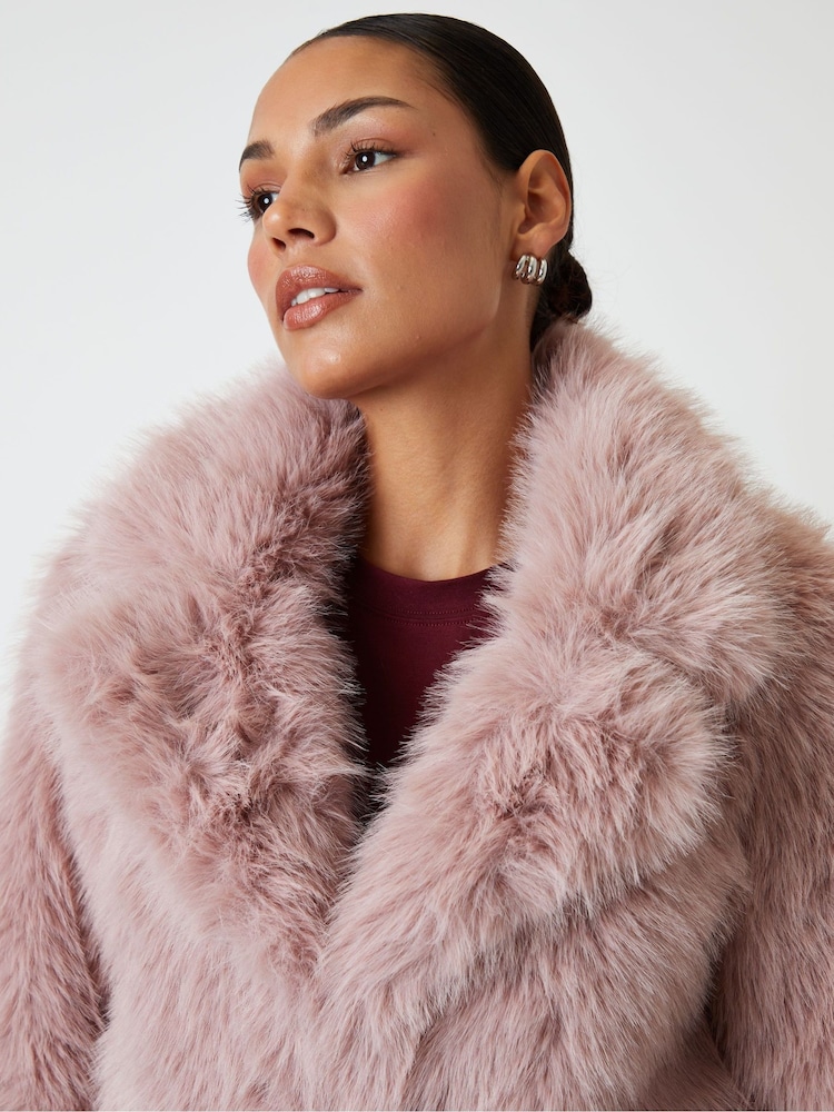 Threadbare Pink Cropped Faux Fur Coat - Image 6 of 6 Threadbare Pink Cropped Faux Fur Coat - Image 6 of 6