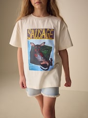 Cream Frankie Thorpe Sausage Dog - Oversized License Graphic T-Shirt (3-16yrs) - Bild 2 von 4