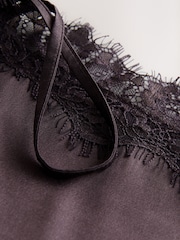 بني شوكولاتة - بفتحة جانبية - توب كامي حاشية دانتيل - Image 8 of 8