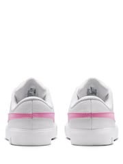 Nike White/Pink Junior Tennis Essential Trainers - Image 4 of 7