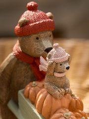 Bertie The Bear and Baby Autumn Pumpkin Picking Ornament - Imagen 3 de 3