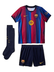 Nike FC Barcelona Little Kids Dri-FIT Stadium Hem Kit 3 Piece - Bild 9 av 11