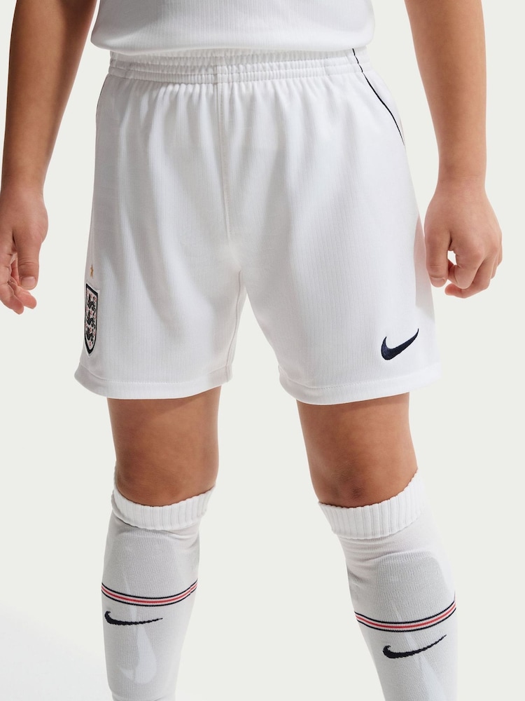 Nike Home England 2026 Little Replica 3-Piece Football Kit - Image 8 of 8 Nike Home England 2026 Little Replica 3-Piece Football Kit - Image 8 of 8