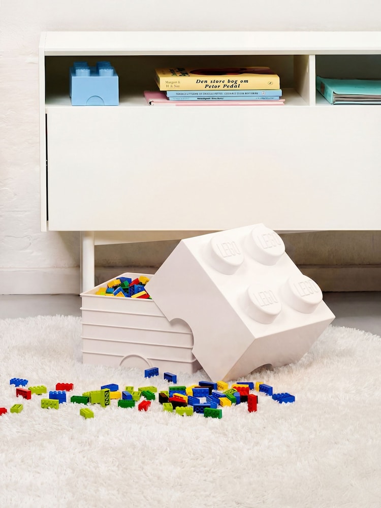 LEGO White Storage 4 Brick - Image 3 of 3 LEGO White Storage 4 Brick - Image 3 of 3