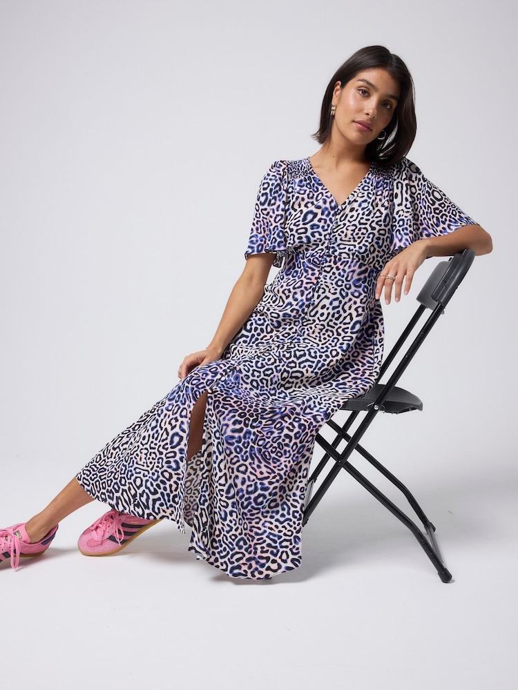SCAMP & DUDE White Stingray Angel Sleeve Midi Tea Dress - Image 2 of 4 SCAMP & DUDE White Stingray Angel Sleeve Midi Tea Dress - Image 2 of 4