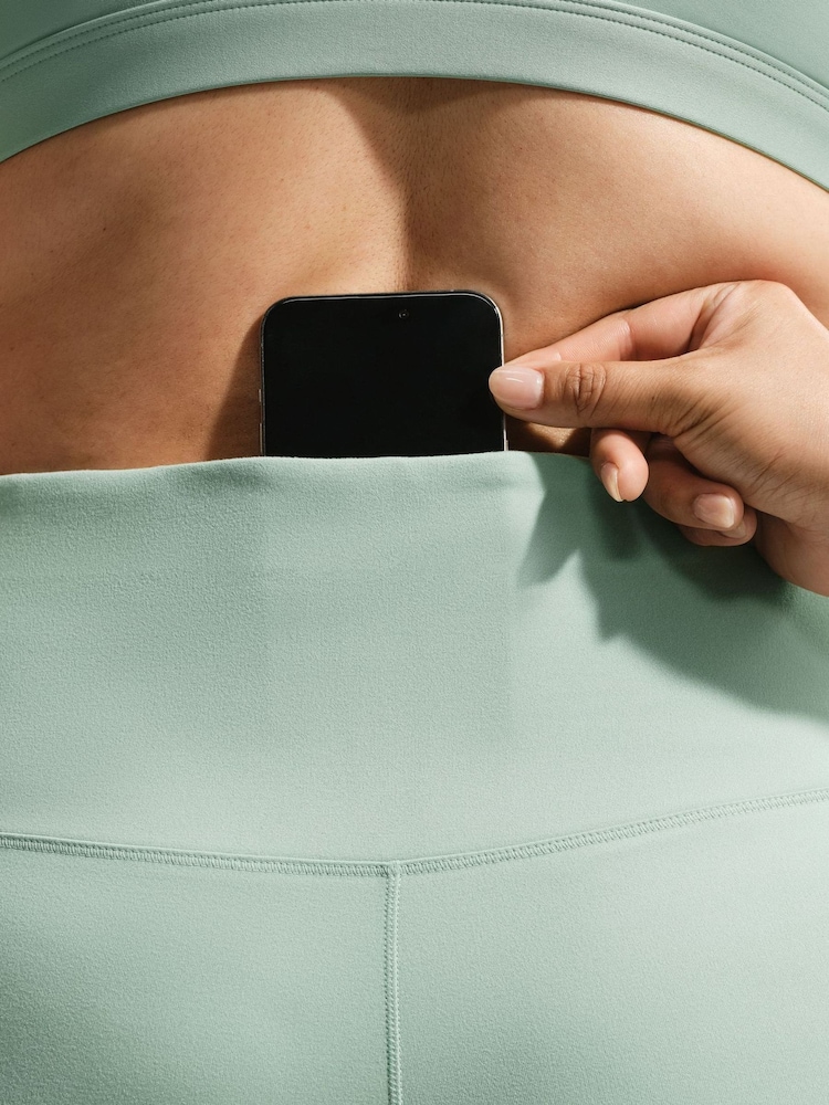 Nike Steam Green Curve One High-Waisted 8" Biker Shorts with Pockets - Image 5 of 5