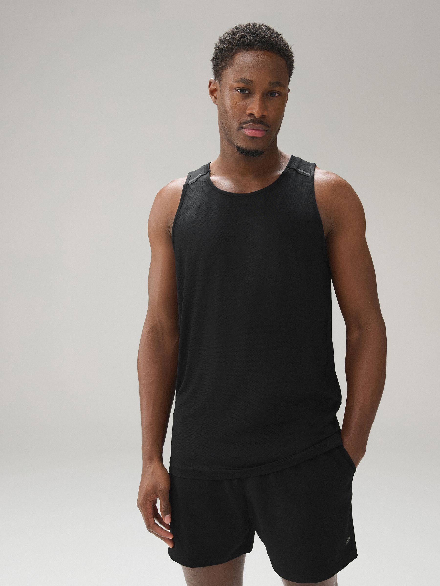 【試着のみ】ё BIOTOP linen compact vest/BLACK Buy Black Vest Breathable Performance Gym Training Top from Next