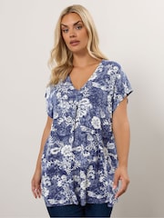 Yours Curve Floral Pleated Front Top - Imagem 1 de 5