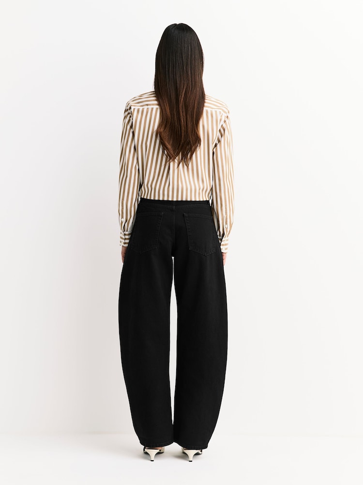 FRAME Black The Bubble Barrel Jeans - Image 2 of 6 FRAME Black The Bubble Barrel Jeans - Image 2 of 6