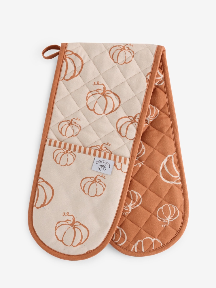 Natural Autumn Pumpkin Double Oven Gloves - Image 4 of 4 Natural Autumn Pumpkin Double Oven Gloves - Image 4 of 4