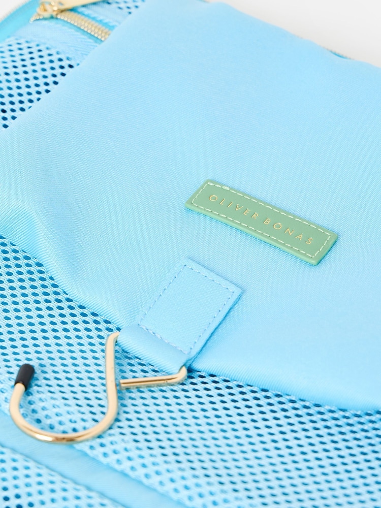 Oliver Bonas Green Padded Fold Out Hanging Wash Bag - Image 6 of 6