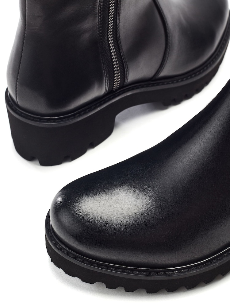 MbyModa Black Ocaso Double Zip Chunky Leather Ankle Boot - Image 5 of 5 MbyModa Black Ocaso Double Zip Chunky Leather Ankle Boot - Image 5 of 5