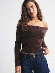 Abercrombie & Fitch Brown Off-The-Shoulder Ribbed Sweatshirt - Image 5 of 7