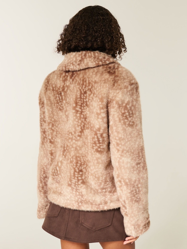 Hollister Faux Fur Coat - Image 2 of 5 Hollister Faux Fur Coat - Image 2 of 5