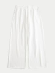 Hollister Low Rise Baggy Candy Cane Christmas Graphic White Joggers - صورة 1 من 2