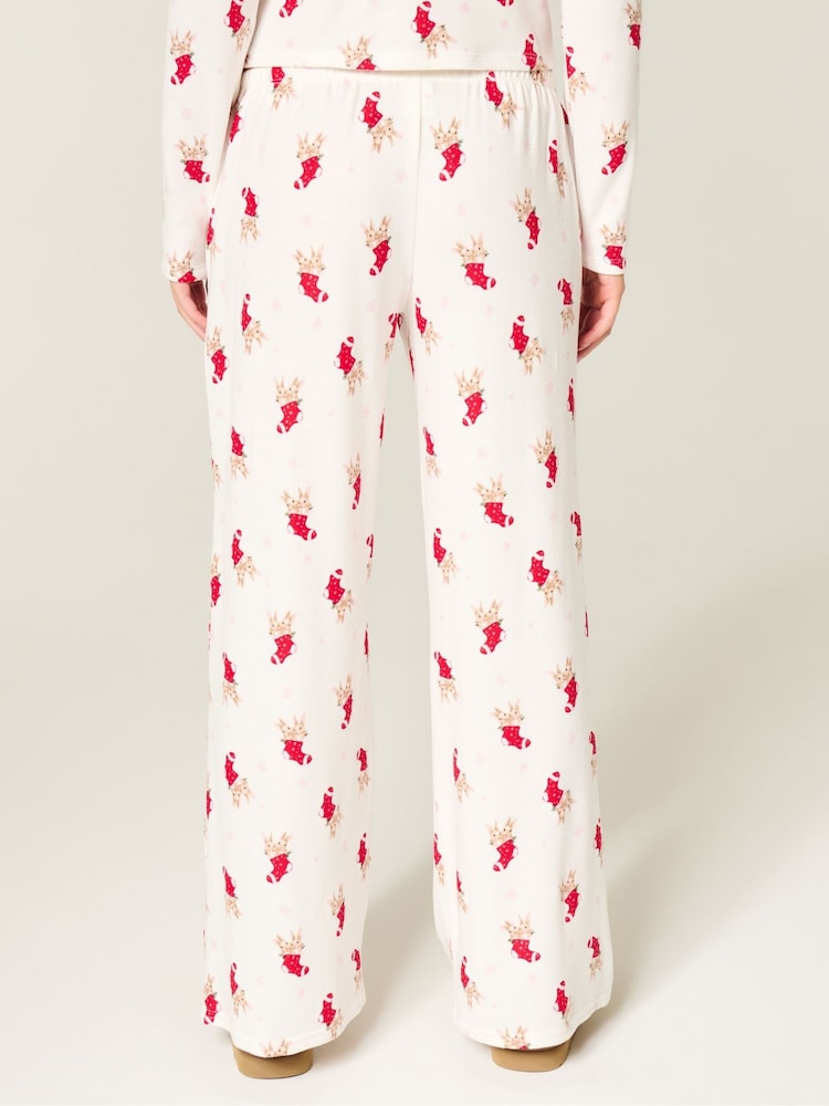 Hollister Cream Christmas Cozy Long Sleeve Pyjamas Bottoms - Image 2 of 4