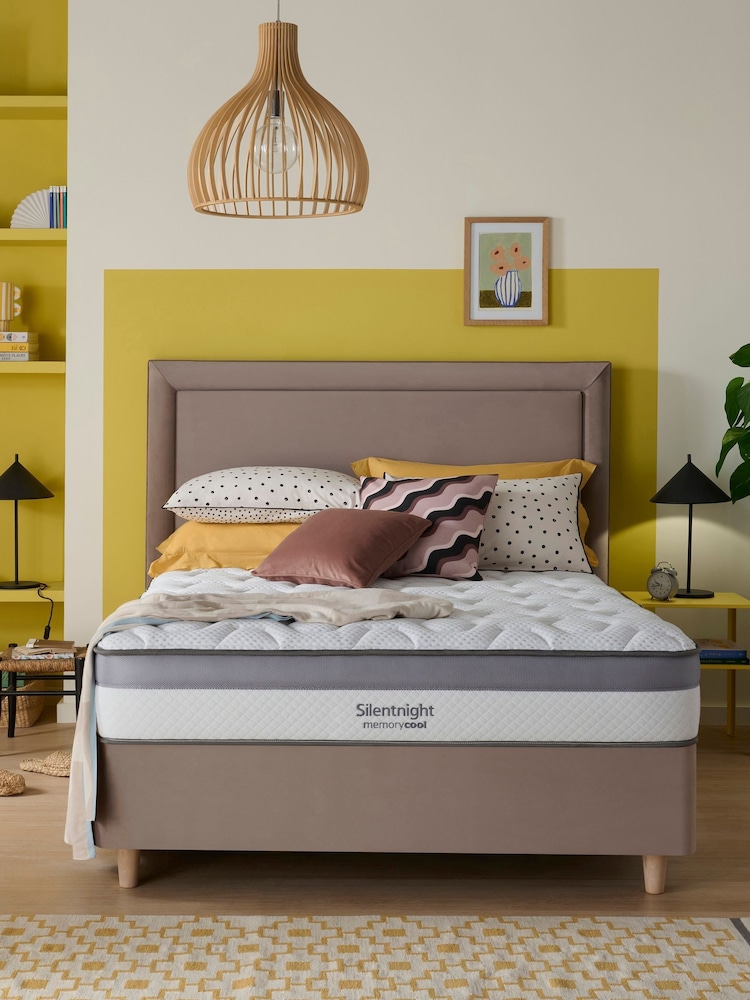 Silentnight Memory Cool 1000 Pocket Mattress - Image 1 of 5 Silentnight Memory Cool 1000 Pocket Mattress - Image 1 of 5