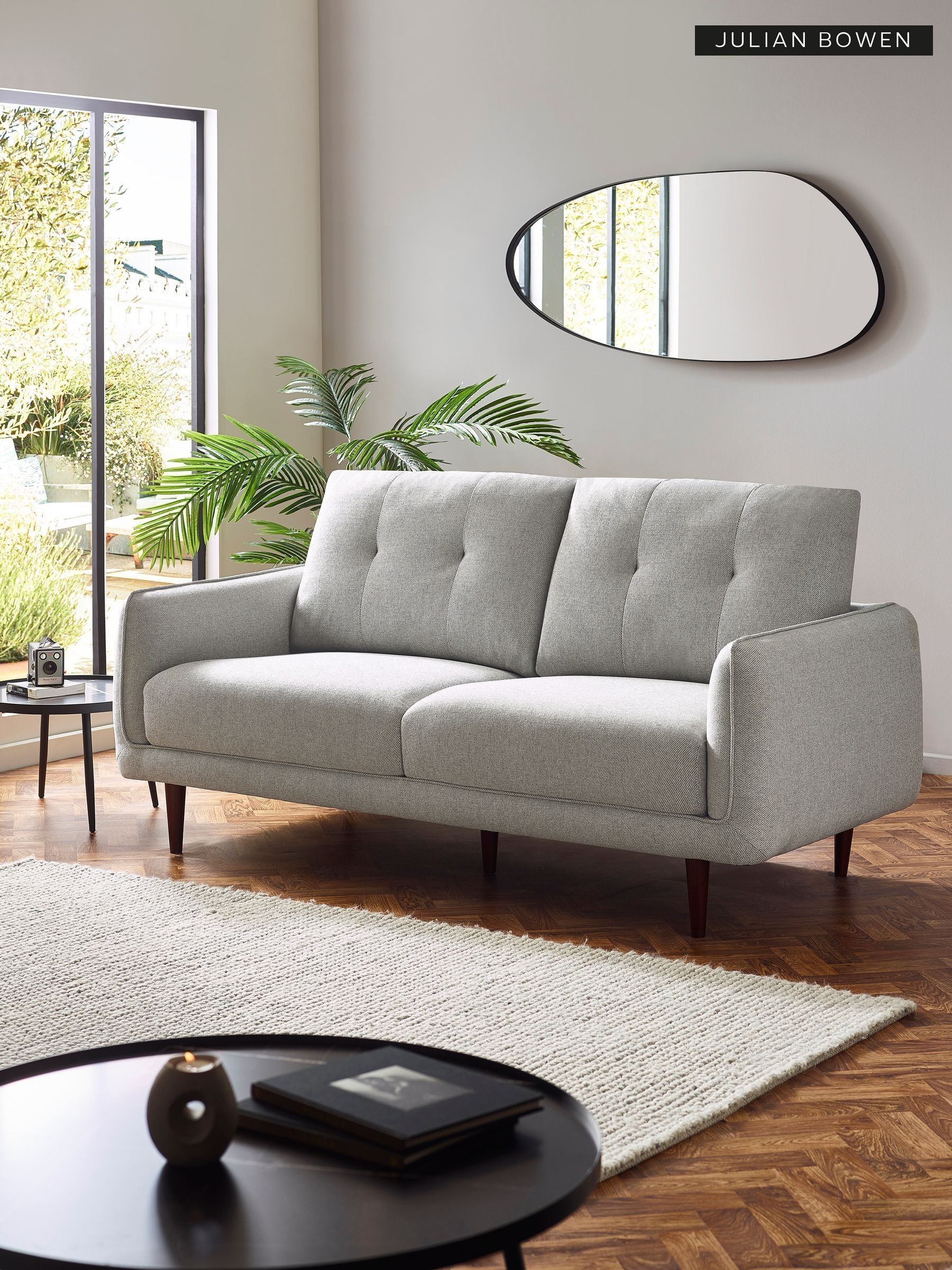 So'home Rene Buttoned Soft Woven Sofa With Walnut Legs  Light Grey Size 3 Seater - La Redoute - Image 3