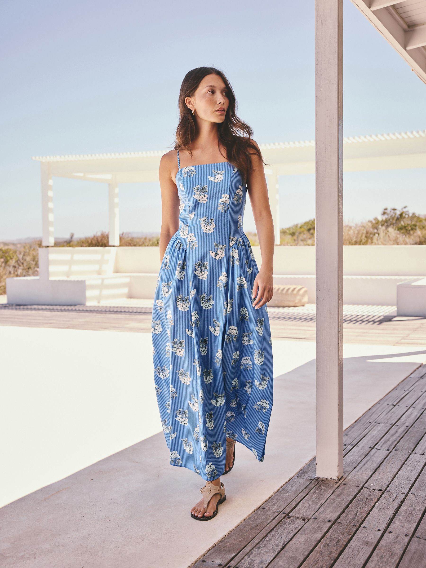 blue printed dress Zapaka Women Bridesmaid Dress Blue Floral Print Spaghetti Straps Wedding Party Dress, Blue / US16
