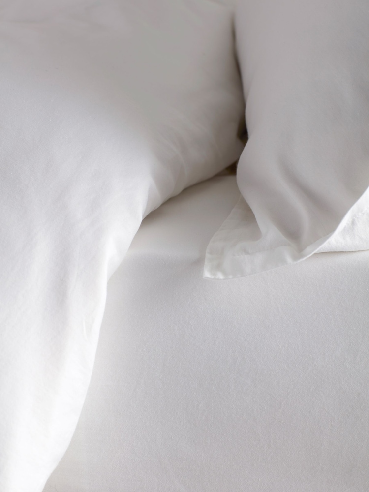Secret Linen Store White Super Soft Duvet Cover - Image 3 of 3 Secret Linen Store White Super Soft Duvet Cover - Image 3 of 3
