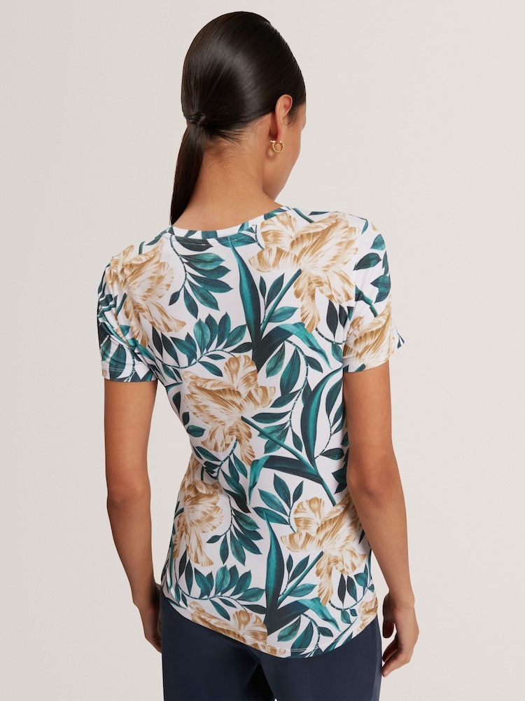 Ted Baker Cream SELLEY - Printed Fitted T-Shirt - Image 2 of 6 Ted Baker Cream SELLEY - Printed Fitted T-Shirt - Image 2 of 6