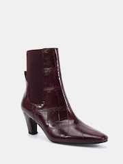 Novo Red Regular Fit Kennedy Curved Mid Heel Chelsea Ankle Boots - Image 3 of 6