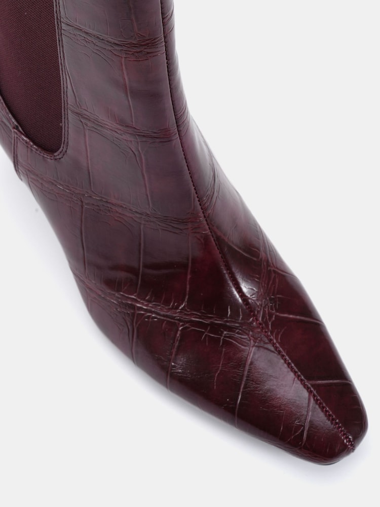 Novo Red Regular Fit Kennedy Curved Mid Heel Chelsea Ankle Boots - Image 6 of 6