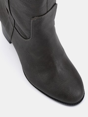 črna - Novo Giovanna Block Heel Knee High Boots - Slika 6 iz 6