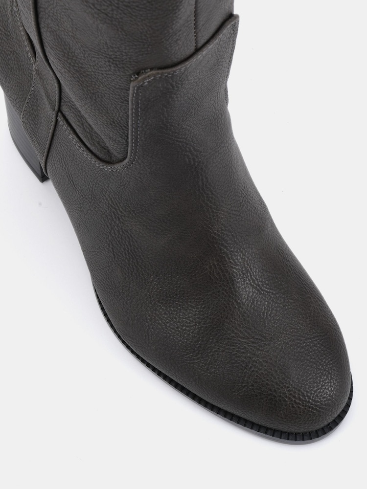 črna - Novo Giovanna Block Heel Knee High Boots - Slika 6 iz 6