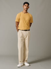 أصفر - Aubin Aldam Cotton Linen T-Shirt - صورة 3 من 5