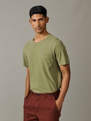 أخضر - Aubin Aldam Cotton Linen T-Shirt - صورة 1 من 5