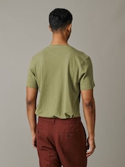 أخضر - Aubin Aldam Cotton Linen T-Shirt - صورة 2 من 5