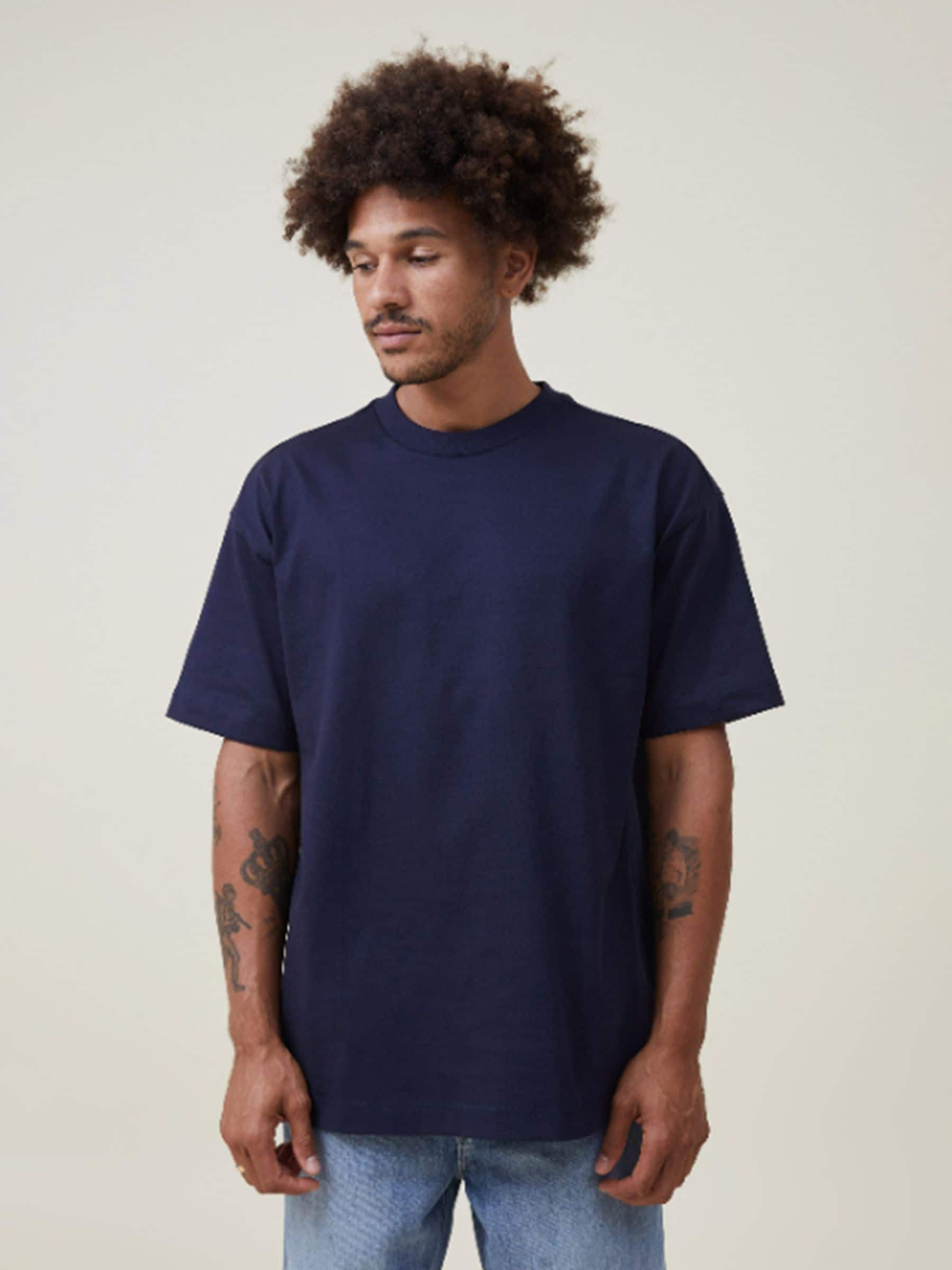 Next：日本 トゥルーネイビー - Cotton On ボックスフィット Tシャツ