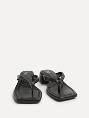 黑色 - Linzi Phase Toe Post Block Heel Mules Sandals - 圖片 3/5
