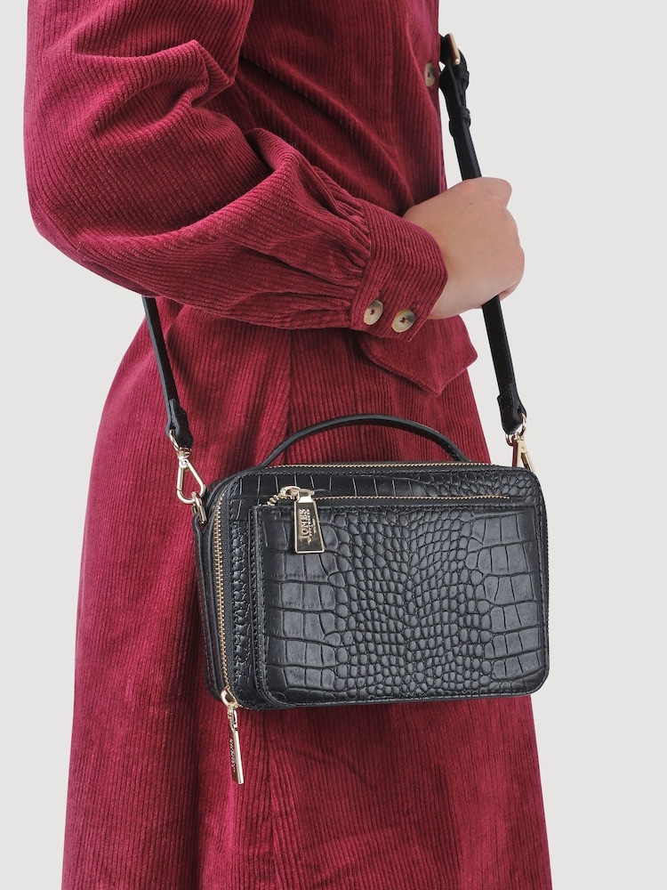 Jones Bootmaker Black Red Waldorf Leather Zip Up Handbag - Image 1 of 4 Jones Bootmaker Black Red Waldorf Leather Zip Up Handbag - Image 1 of 4