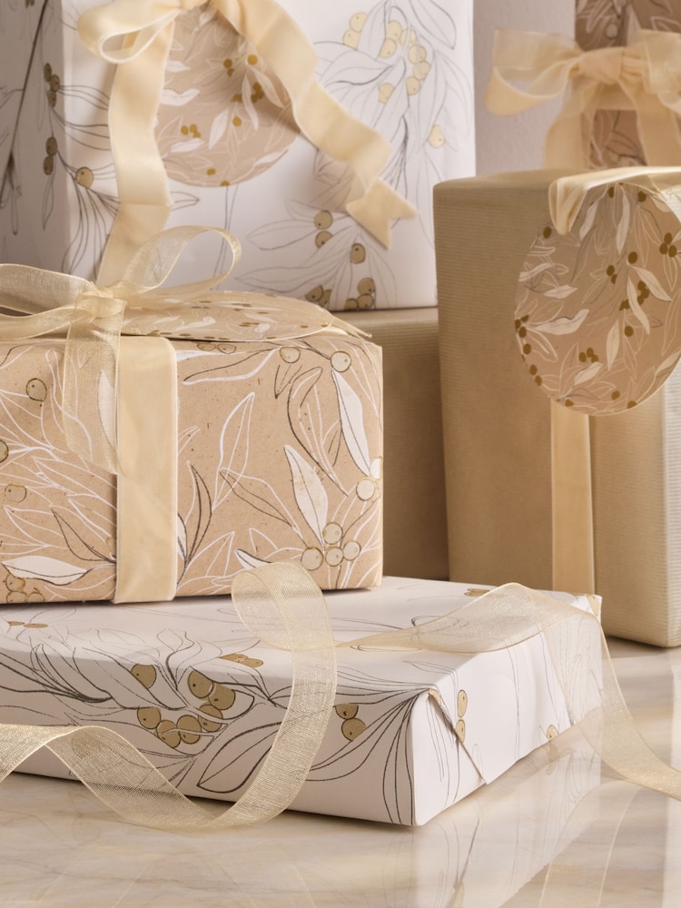 Set of 3 Gold Christmas Wrapping Paper Luxury Set of 3, 3m Gift Tags and Ribbons Set - Image 2 of 4