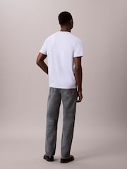 Calvin Klein Short Sleeve 30s Micro Monologo Graphic T-Shirt - Imagen 2 de 6