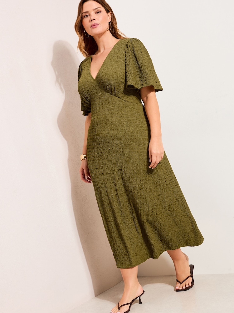Friends Like These Green Curve Textured V-Neck Long Sleeve Midi Dress - Image 2 of 4