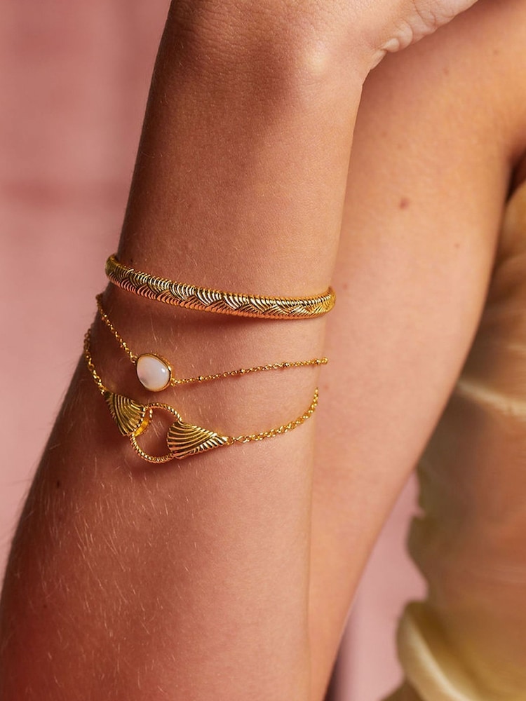 Hot Diamonds Gold Tone HD X GE Calm Bracelet - MOP - صورة 3 من 3 Hot Diamonds Gold Tone HD X GE Calm Bracelet - MOP - صورة 3 من 3