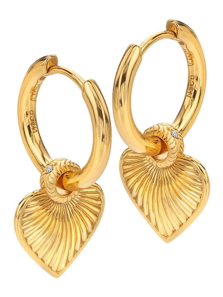 Hot Diamonds Gold Tone HD X GE Essence Heart Huggie Earrings - صورة 1 من 3 Hot Diamonds Gold Tone HD X GE Essence Heart Huggie Earrings - صورة 1 من 3