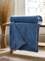 Deyongs Ocean Snuggle Touch Fleece Throw - Image 1 of 2