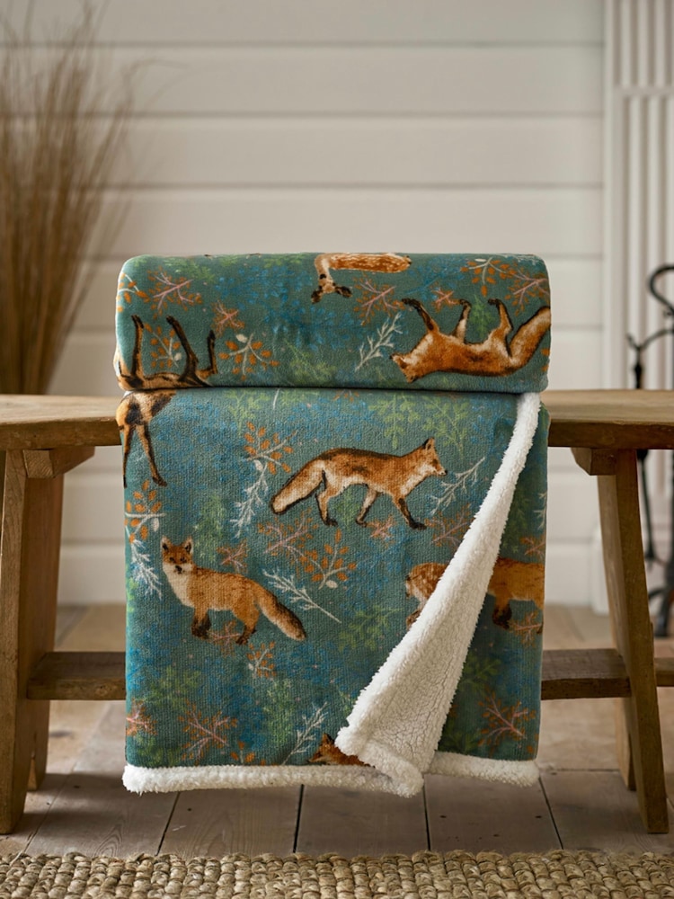 Deyongs Green Fox & Deer Printed Sherpa Reverse Throw - Image 1 of 4 Deyongs Green Fox & Deer Printed Sherpa Reverse Throw - Image 1 of 4