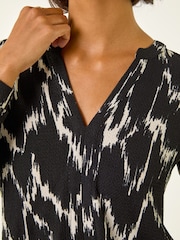 Roman Black Printed Notch Neck Tunic Top - Image 5 of 5