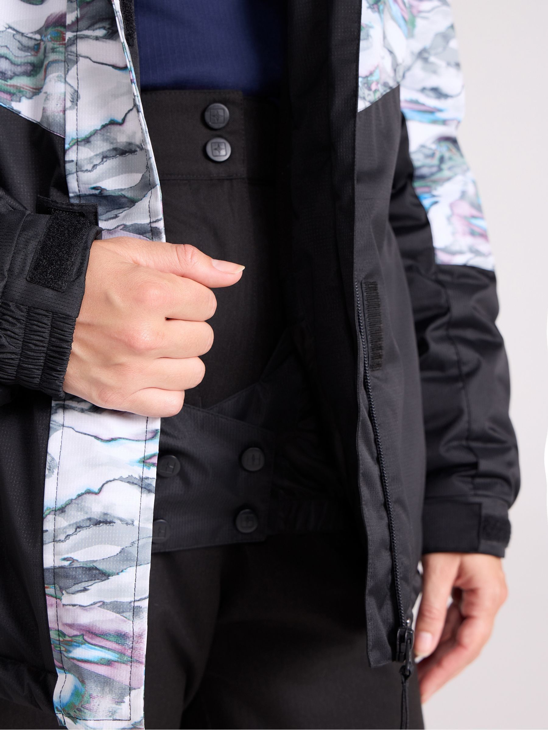 Mountain Wearhouse スキーウェア130cm Mountain wear house スキーウェア 子供 130上下セット Mountain